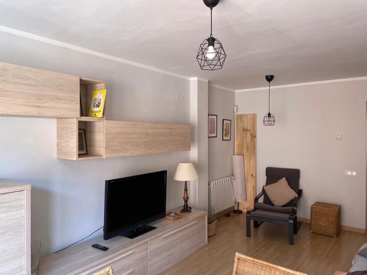 Duplex 6 Plazas Para Desconectar De La Rutina Oliana エクステリア 写真